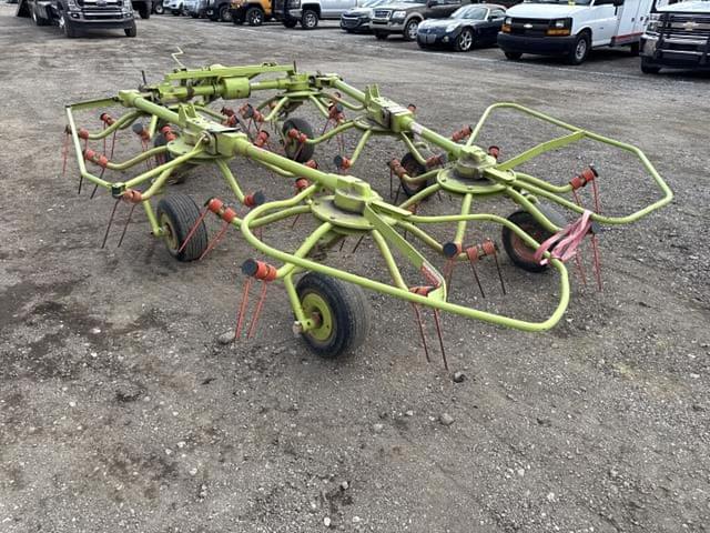 Image of CLAAS Volto 75T equipment image 3