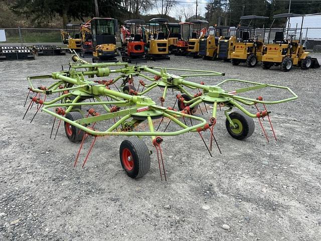 Image of CLAAS Volto 75T equipment image 2