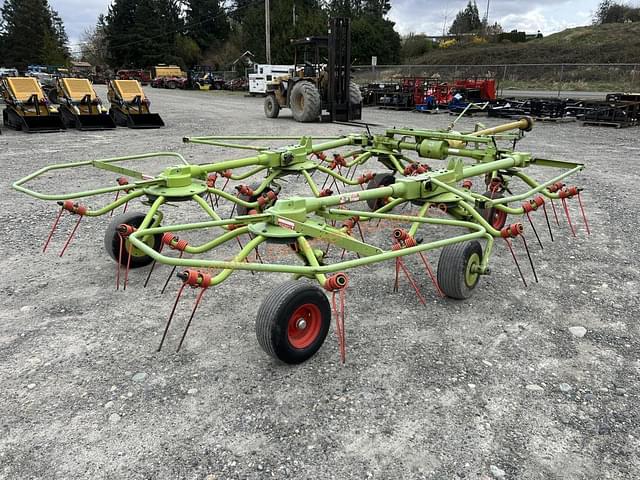 Image of CLAAS Volto 75T equipment image 4