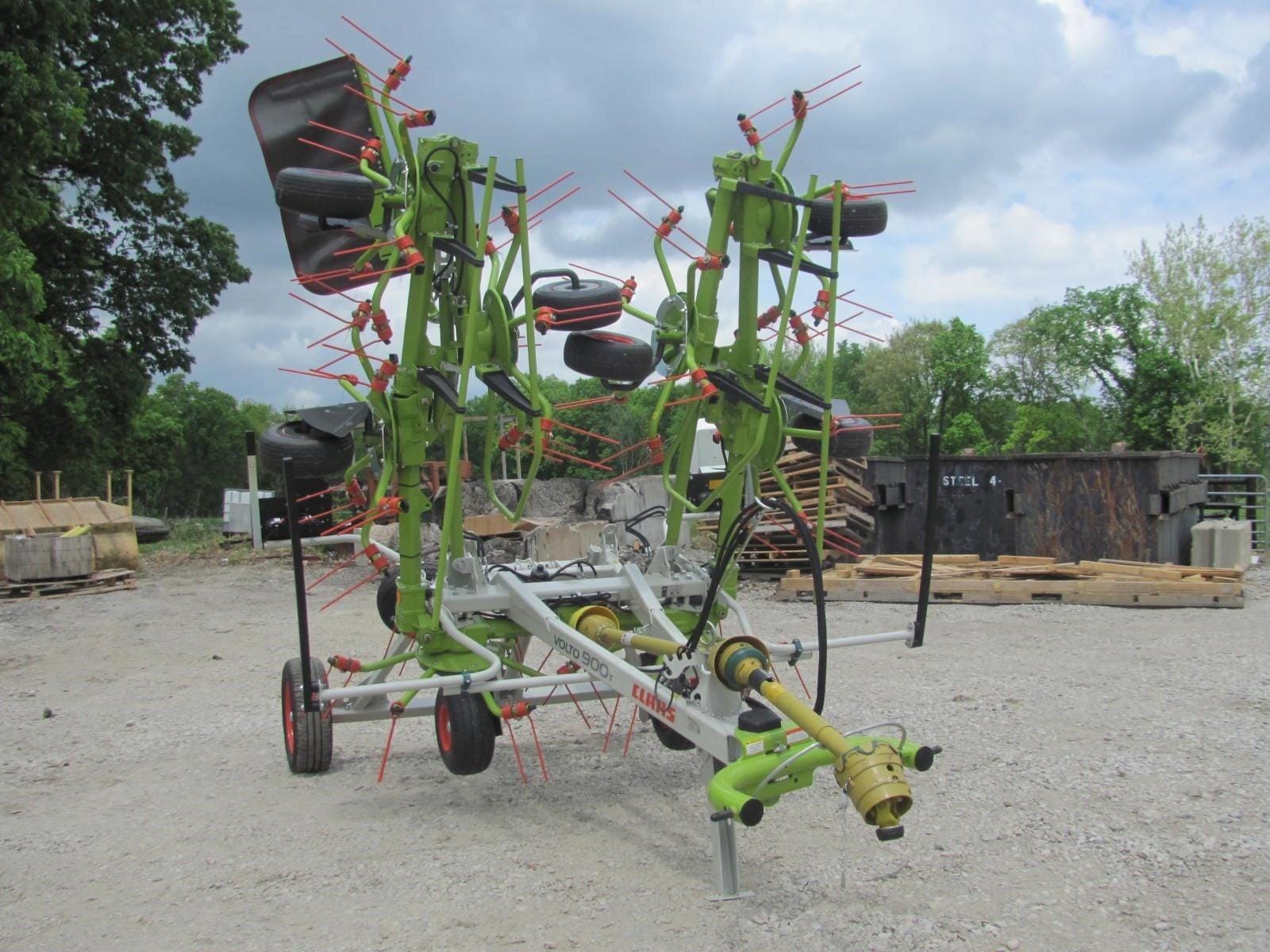 CLAAS Volto 900T Equipment Image0