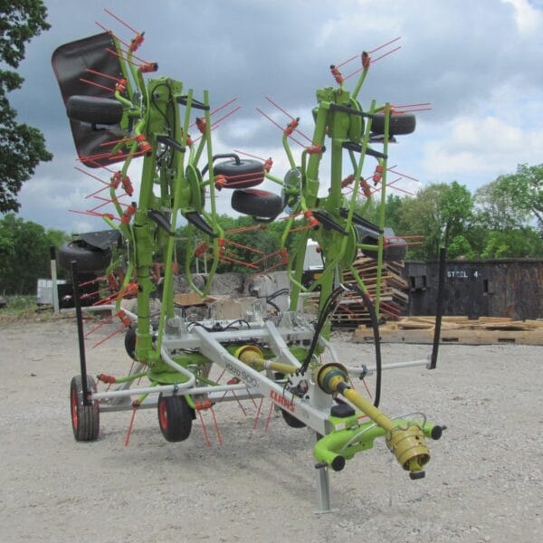 CLAAS Volto 900T Equipment Image0