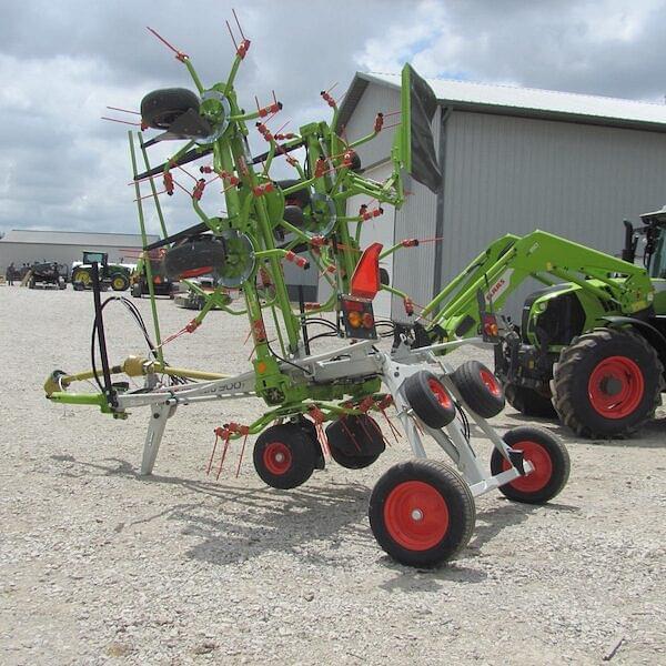 Image of CLAAS Volto 900T equipment image 1
