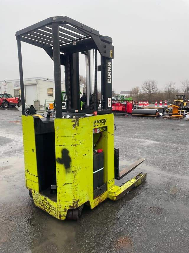 Image of Clark NP300-XX30 equipment image 2