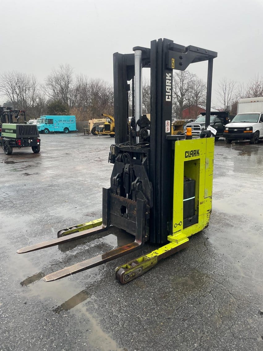 Clark NP300-XX30 Equipment Image0