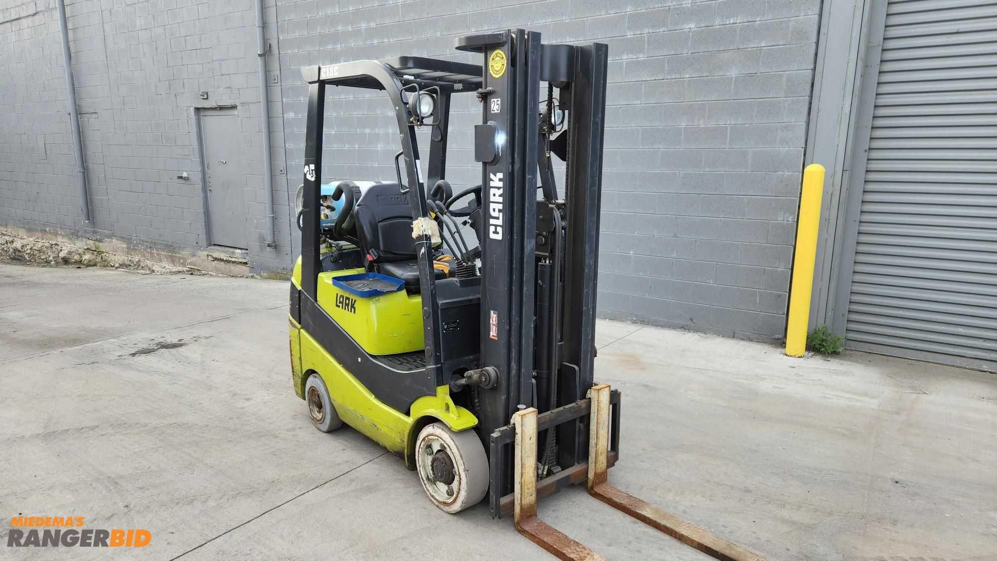 Main image Clark C18CL