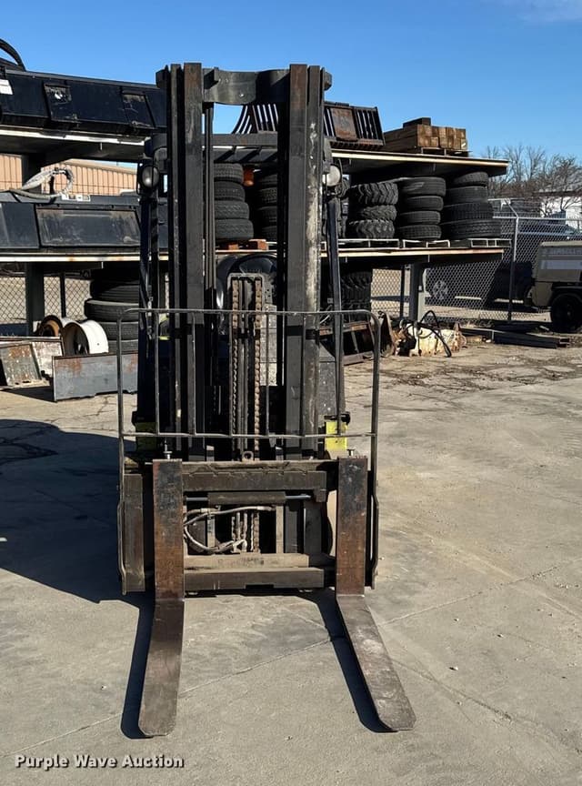 Image of Clark C30CL equipment image 1