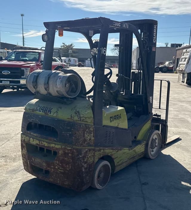 Image of Clark C30CL equipment image 4