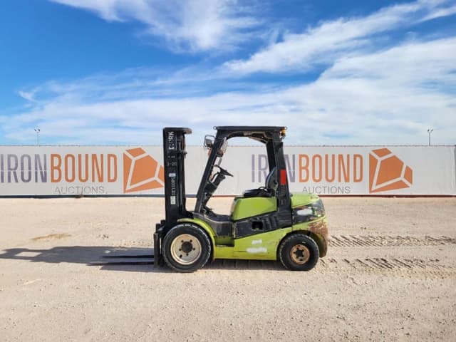 Image of Clark C30D equipment image 1