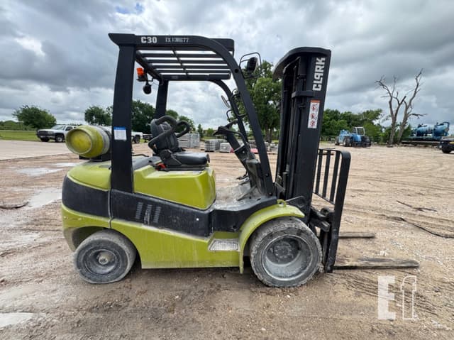 Image of Clark C30L equipment image 1