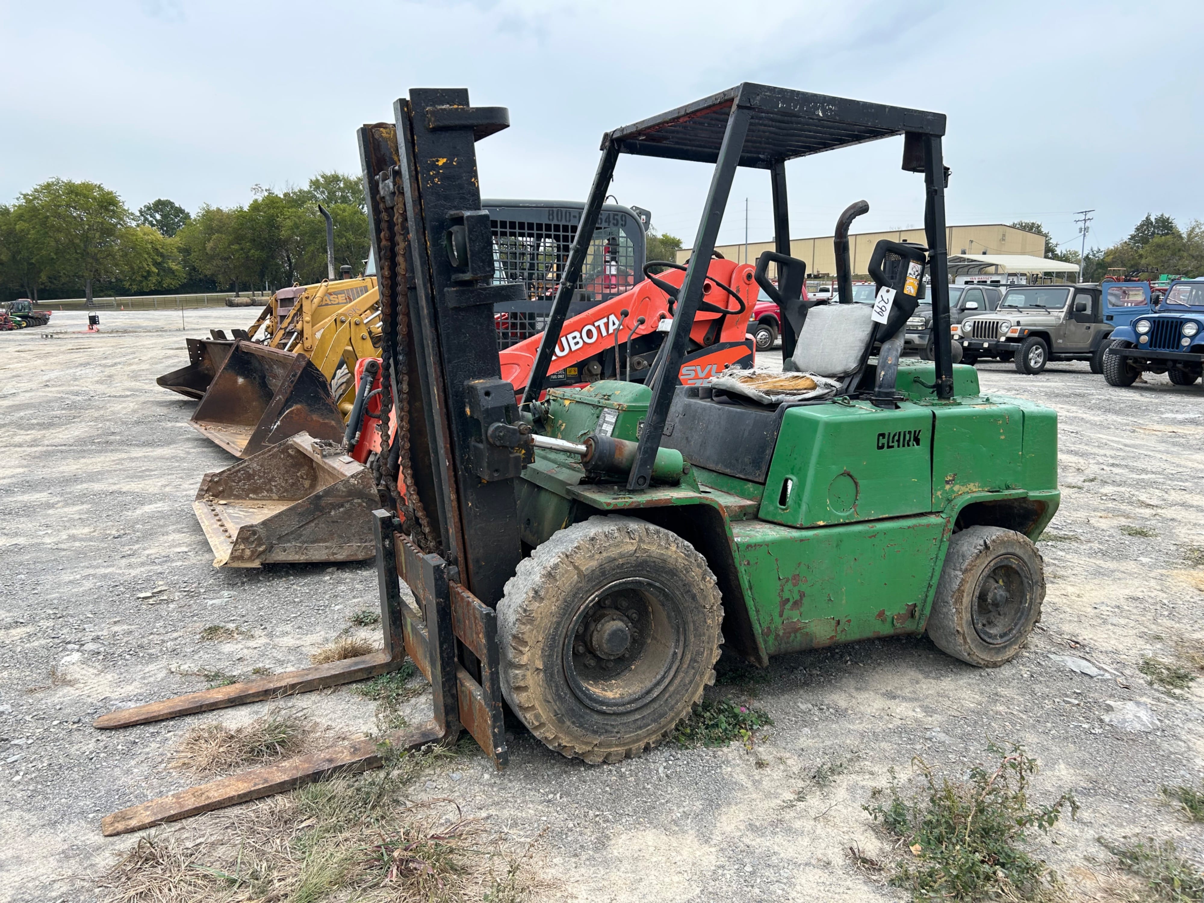 Main image Clark C500