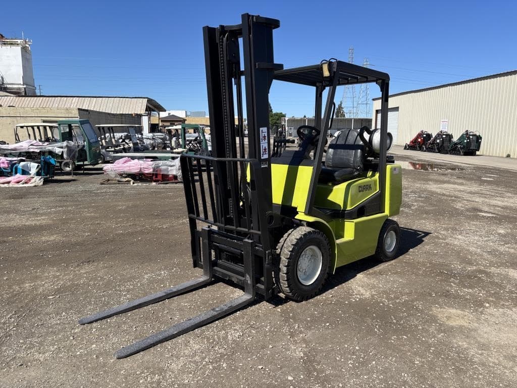 Image of Clark CGP25 Primary image