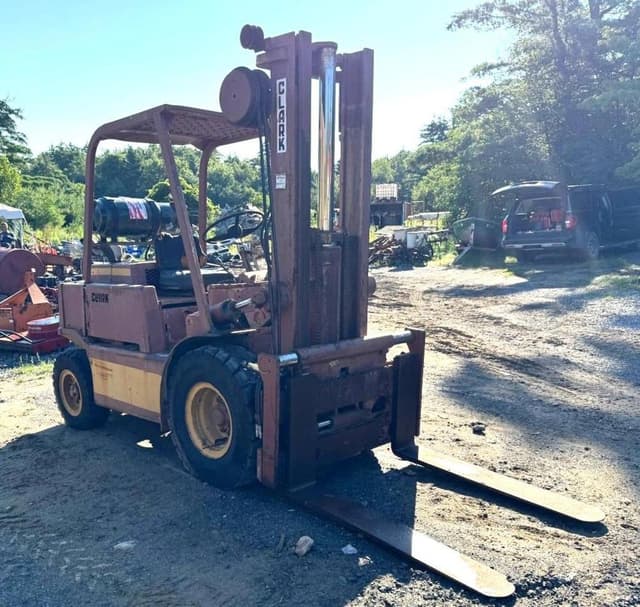 Image of Clark CHY60 equipment image 2