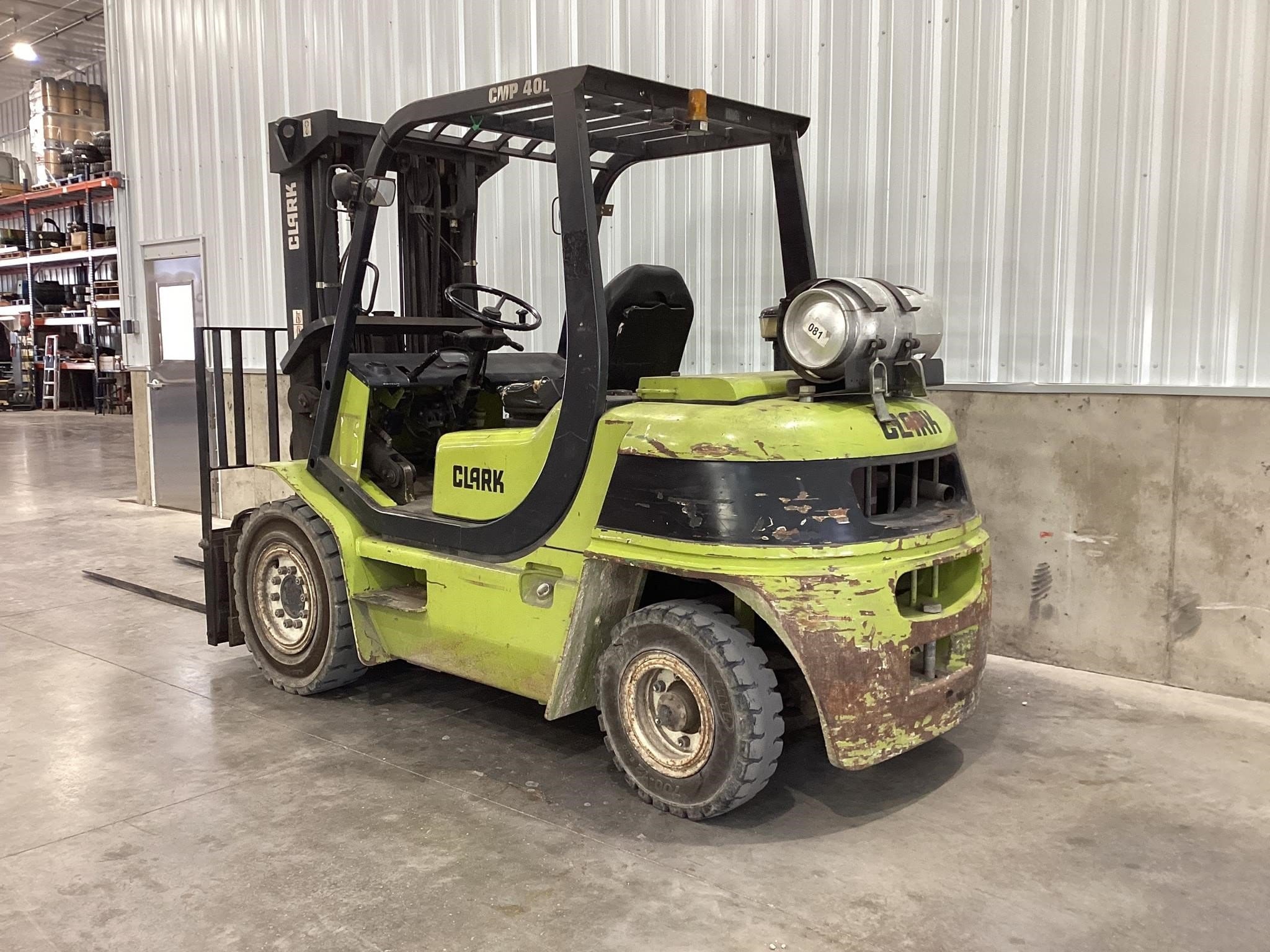 2006 Clark CMP 40L Equipment Image0