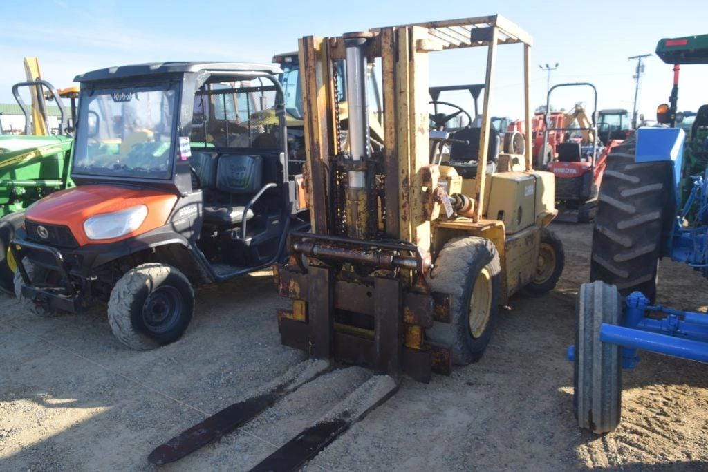 Clark C500-YS80 Equipment Image0