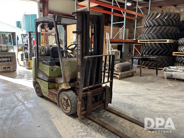 Image of Clark CGC25 equipment image 4