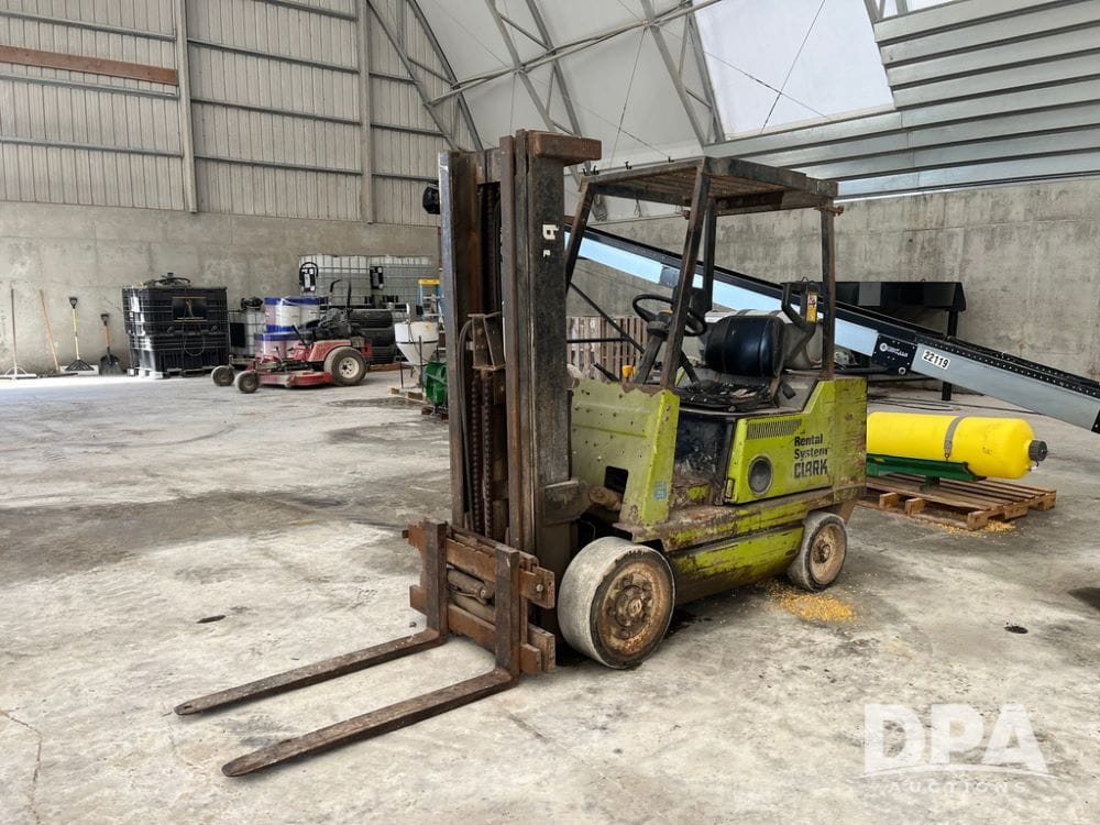 Clark GCS25 Equipment Image0