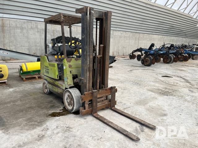 Image of Clark GCS25 equipment image 2