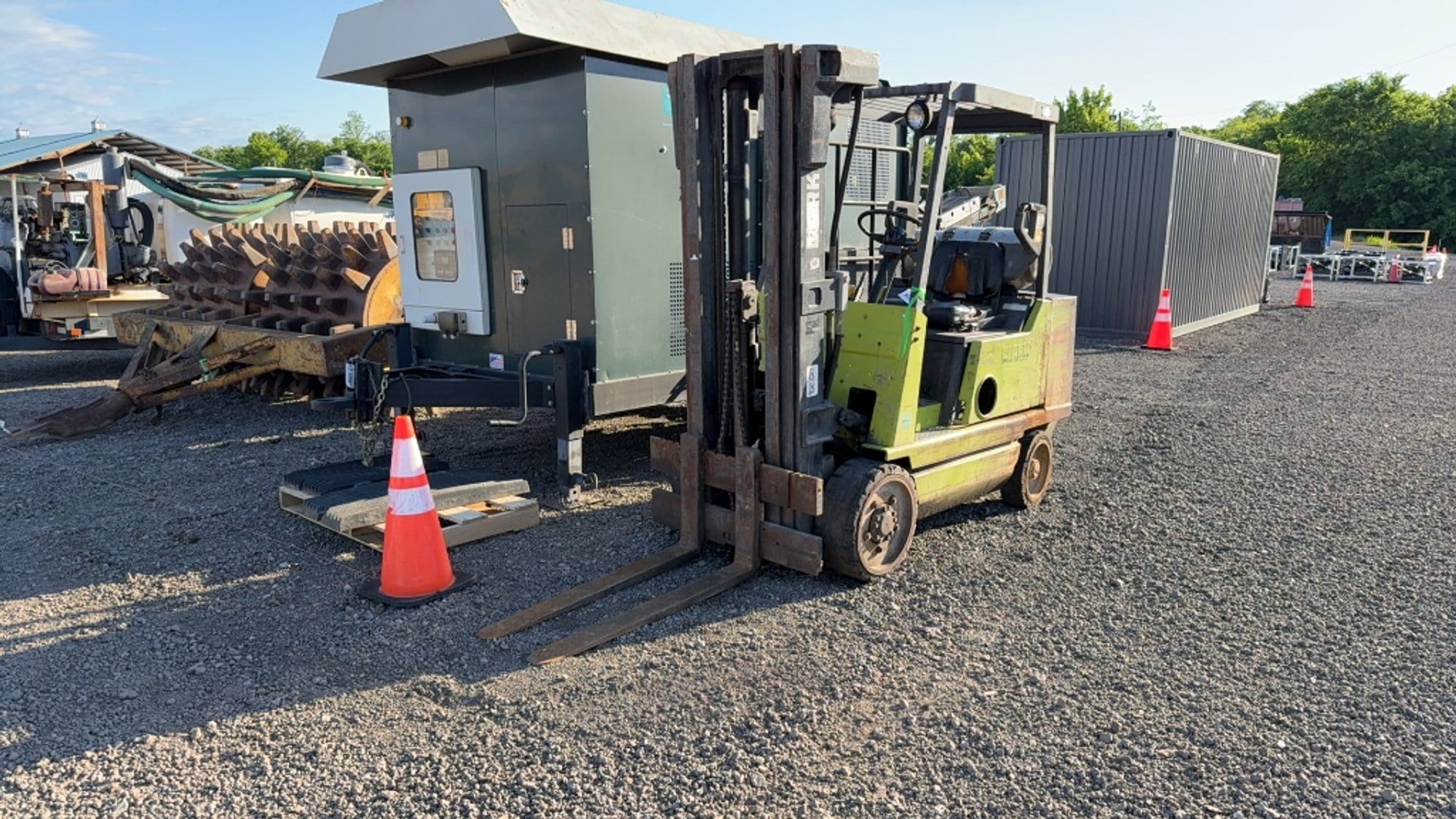 Clark GCS25MB Equipment Image0