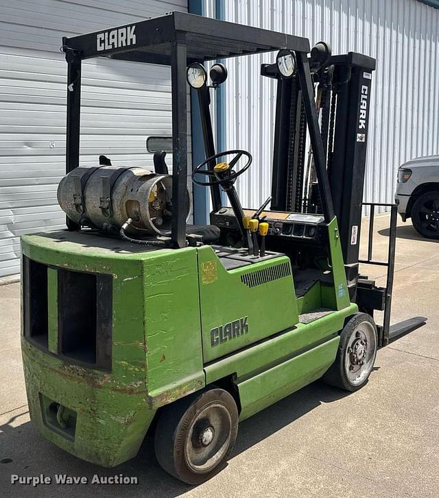 Image of Clark GCX25 equipment image 4