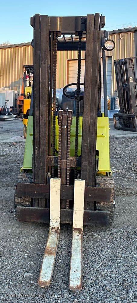 Image of Clark GCX25 equipment image 1