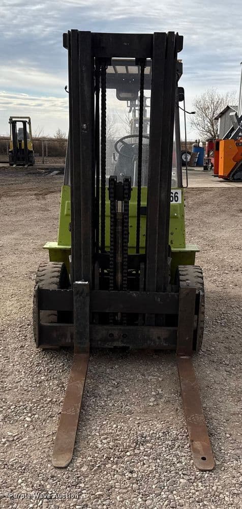 Image of Clark GPS25MB equipment image 1