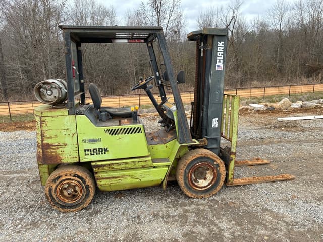 Image of Clark GPX25 equipment image 2