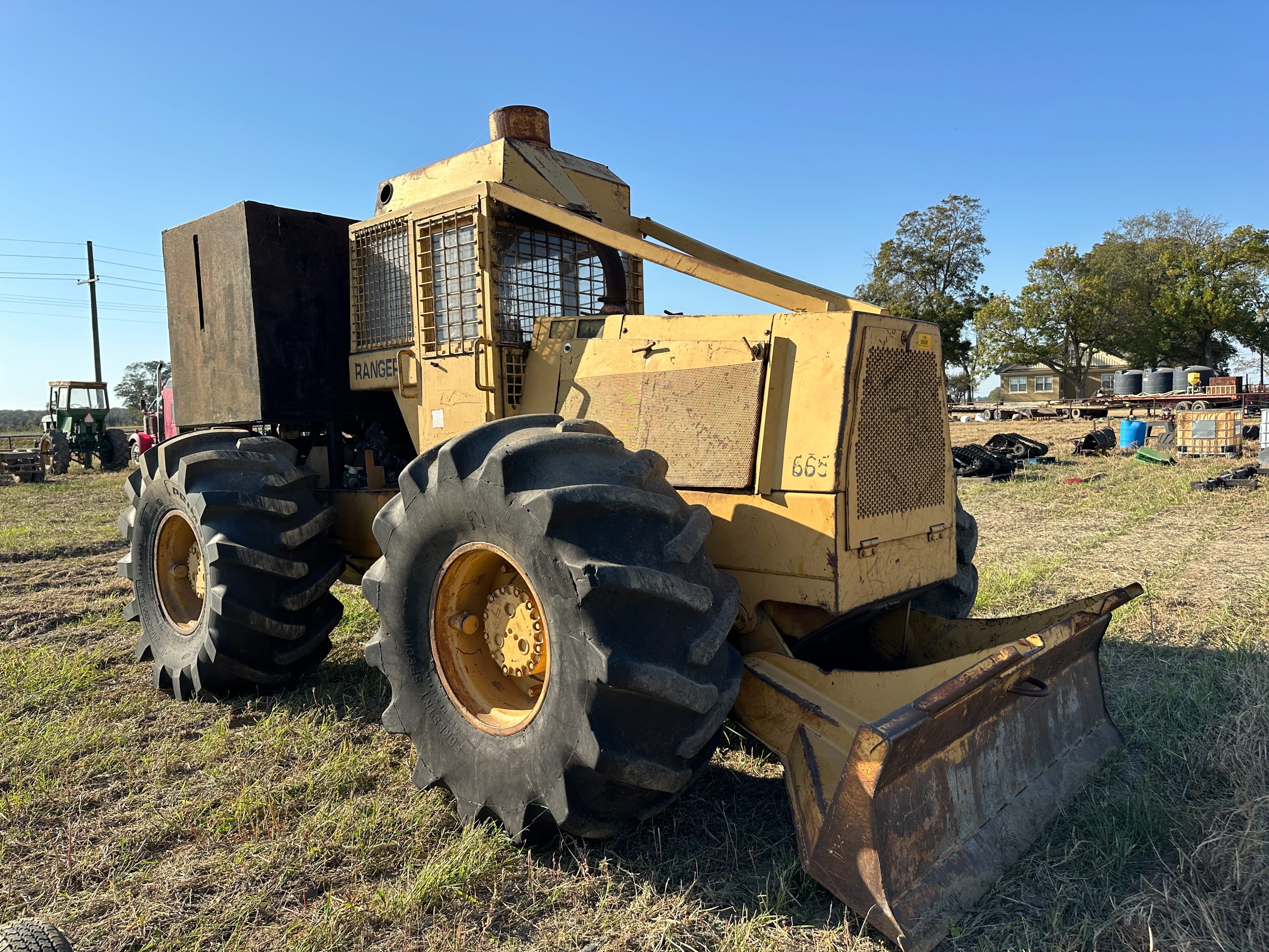 Main image Clark Ranger 665