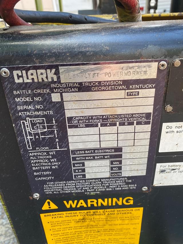 Image of Clark S30 equipment image 4