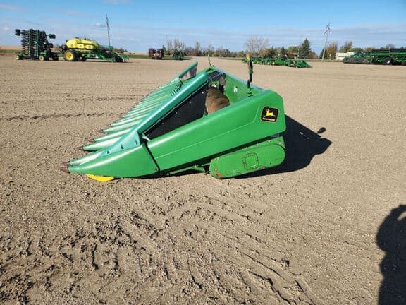 Image of Clarke 1820 equipment image 2