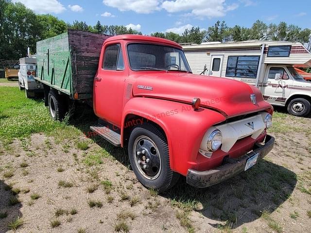 Image of Ford F-500 equipment image 4
