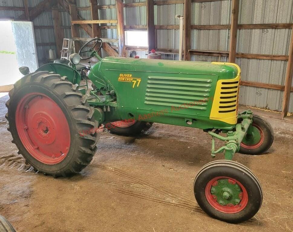 Main image Oliver 77