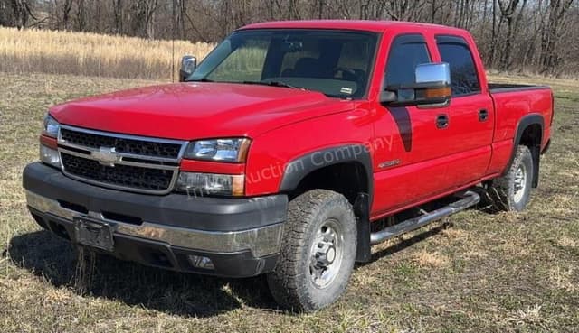 Image of Chevrolet 2500 equipment image 1