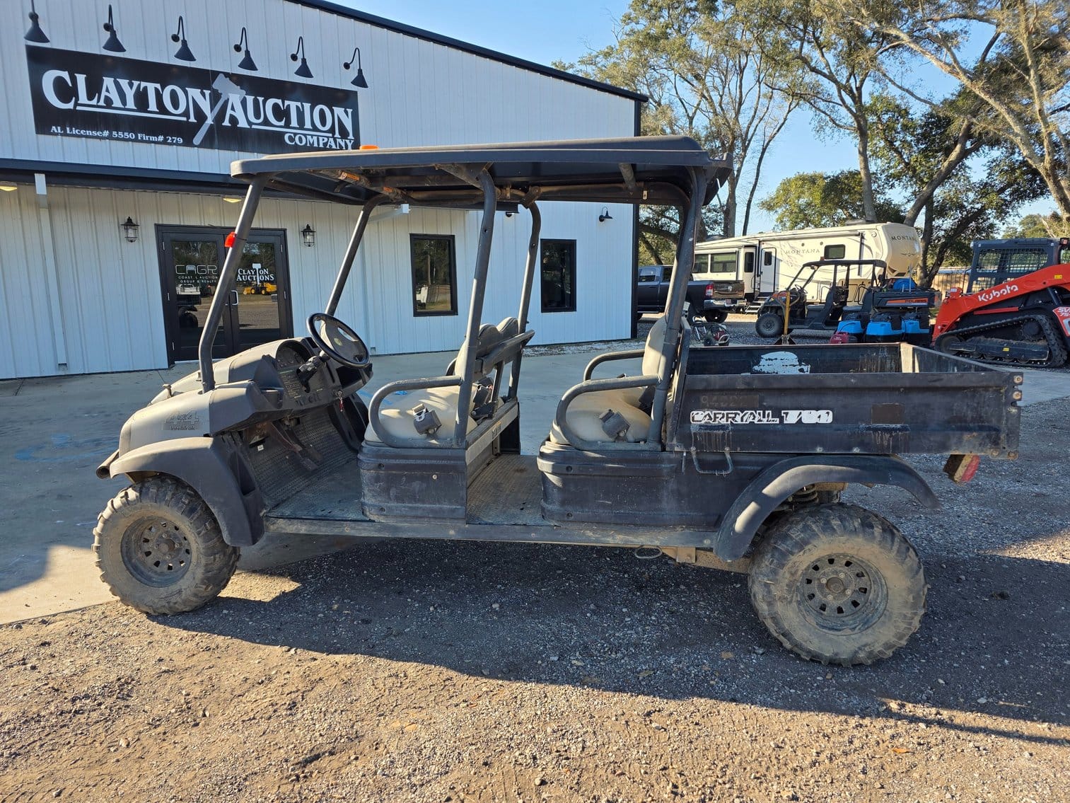 Club Car Carryall 1700 Equipment Image0