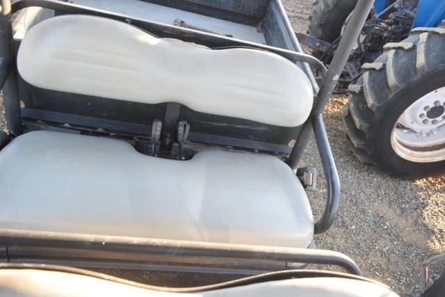 Image of Club Car Carryall 1700 equipment image 4