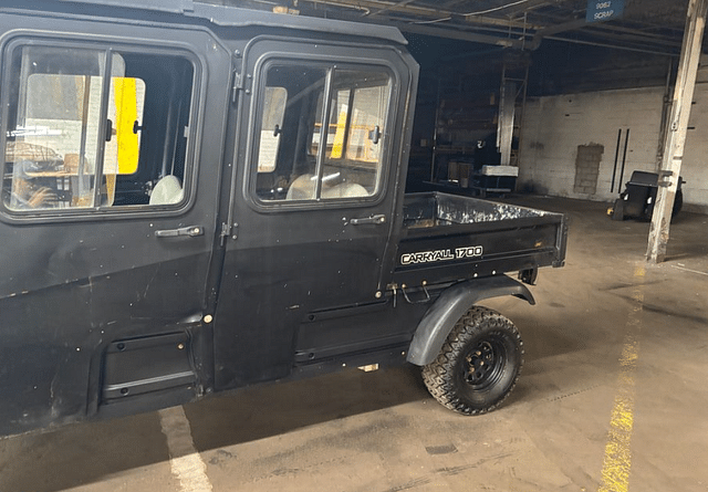 Image of Club Car Carryall 1700 equipment image 3