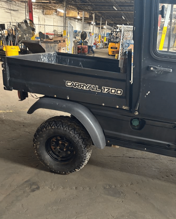 Image of Club Car Carryall 1700 equipment image 4