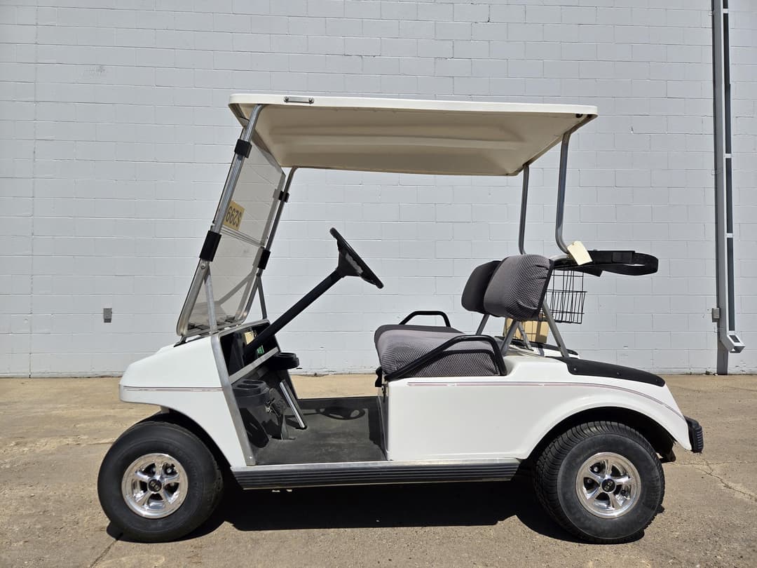 Image of Club Car DS Primary image