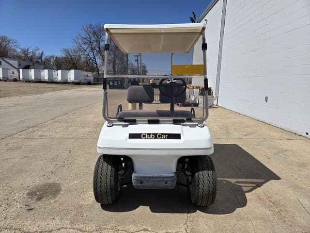 Image of Club Car DS equipment image 2