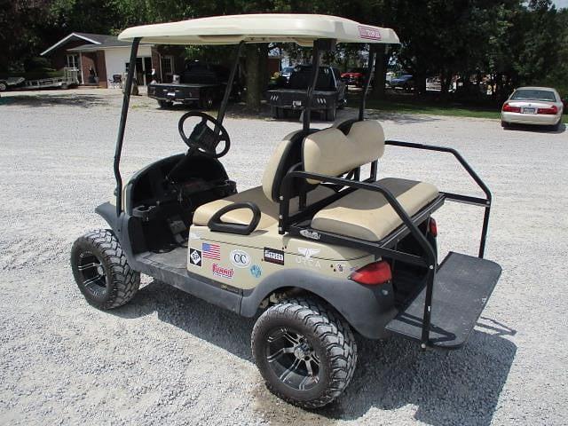 Image of Club Car Precedent equipment image 4