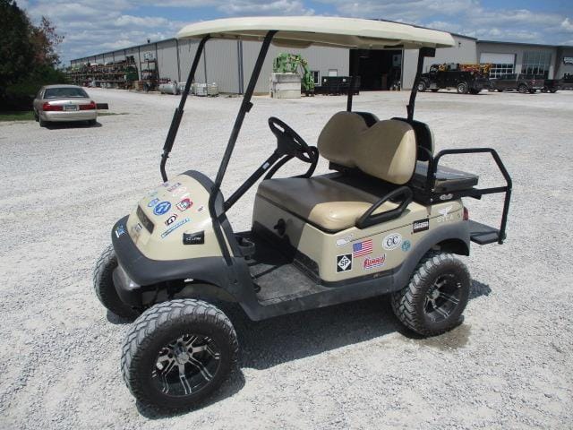 Club Car Precedent Equipment Image0