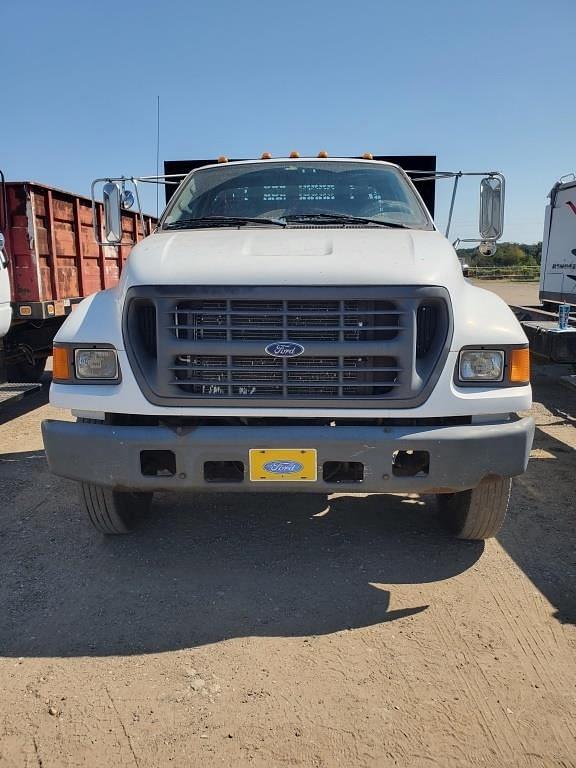 Image of Ford F-650 equipment image 1