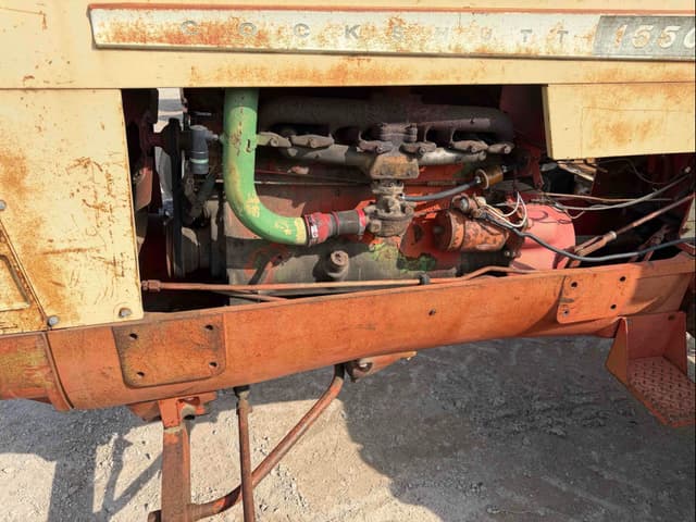 Image of Cockshutt 1550 equipment image 4