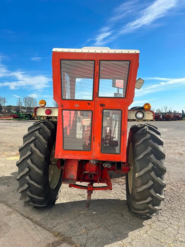 Image of Cockshutt 1655 equipment image 4