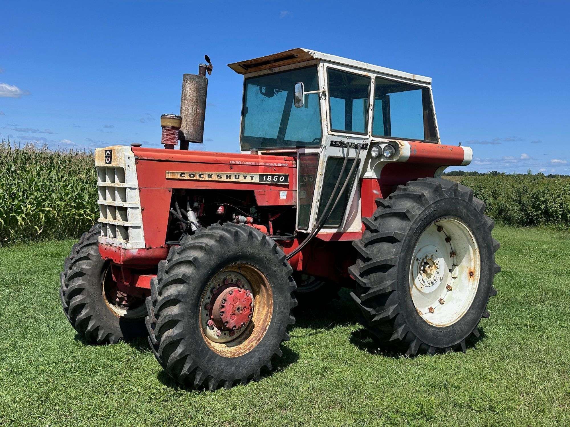 1969 Cockshutt 1850 Equipment Image0