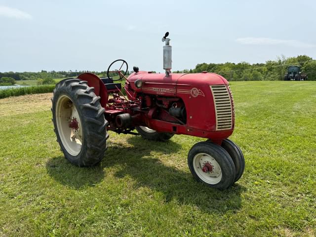Image of Cockshutt 30 equipment image 2