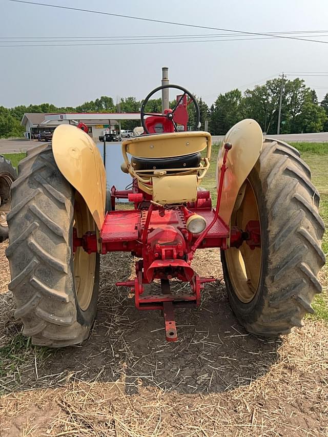 Image of Cockshutt 550 equipment image 3