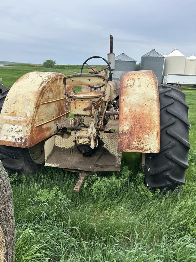 Image of Cockshutt 570 equipment image 3