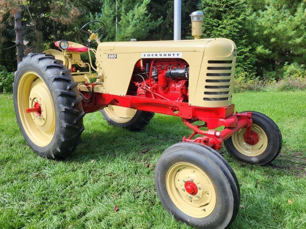 1963 Cockshutt 660 Equipment Image0