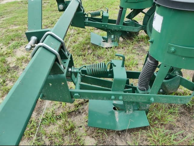 Image of Cole 12MX equipment image 4