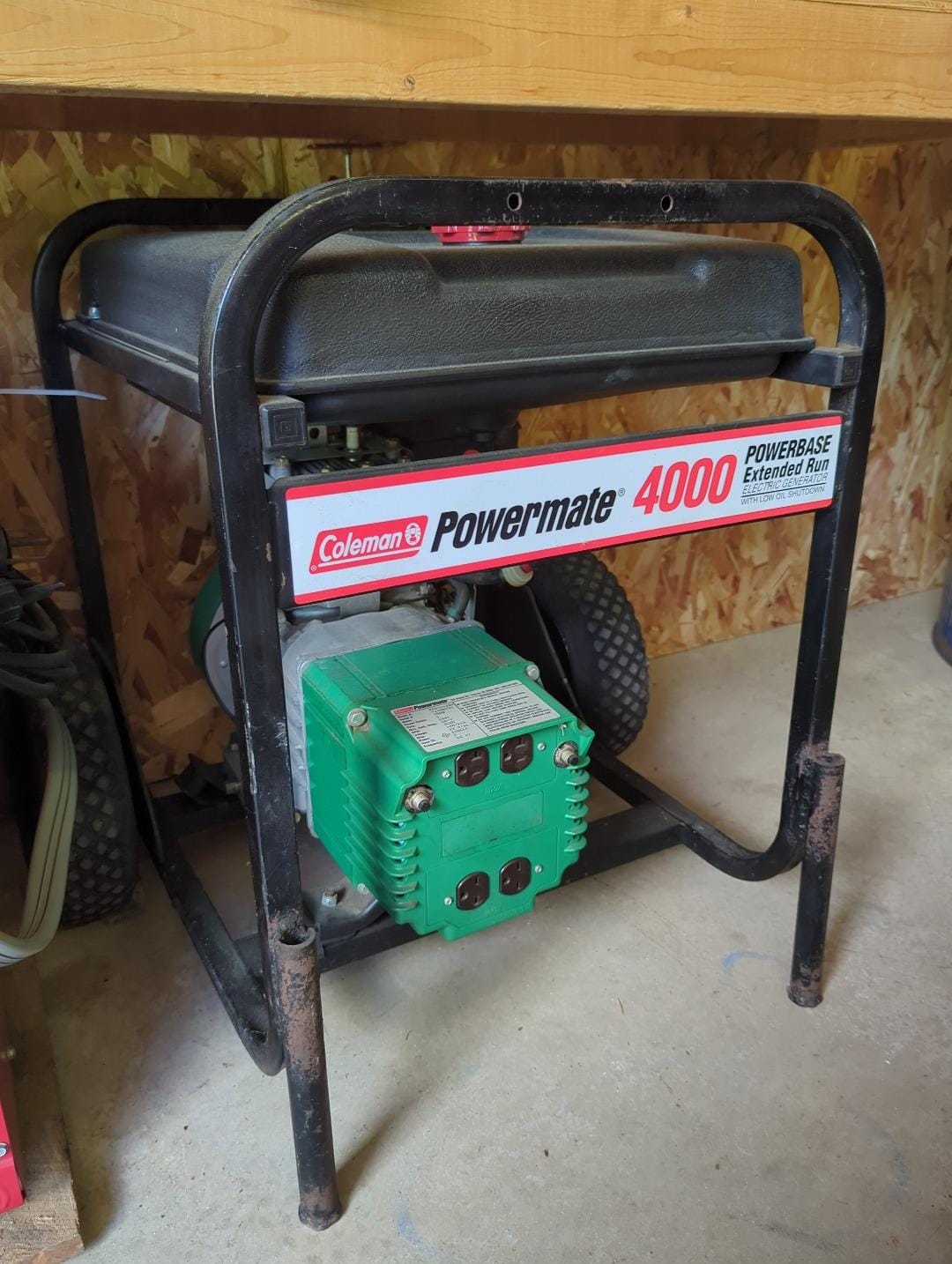 Main image Coleman Powermate 4000